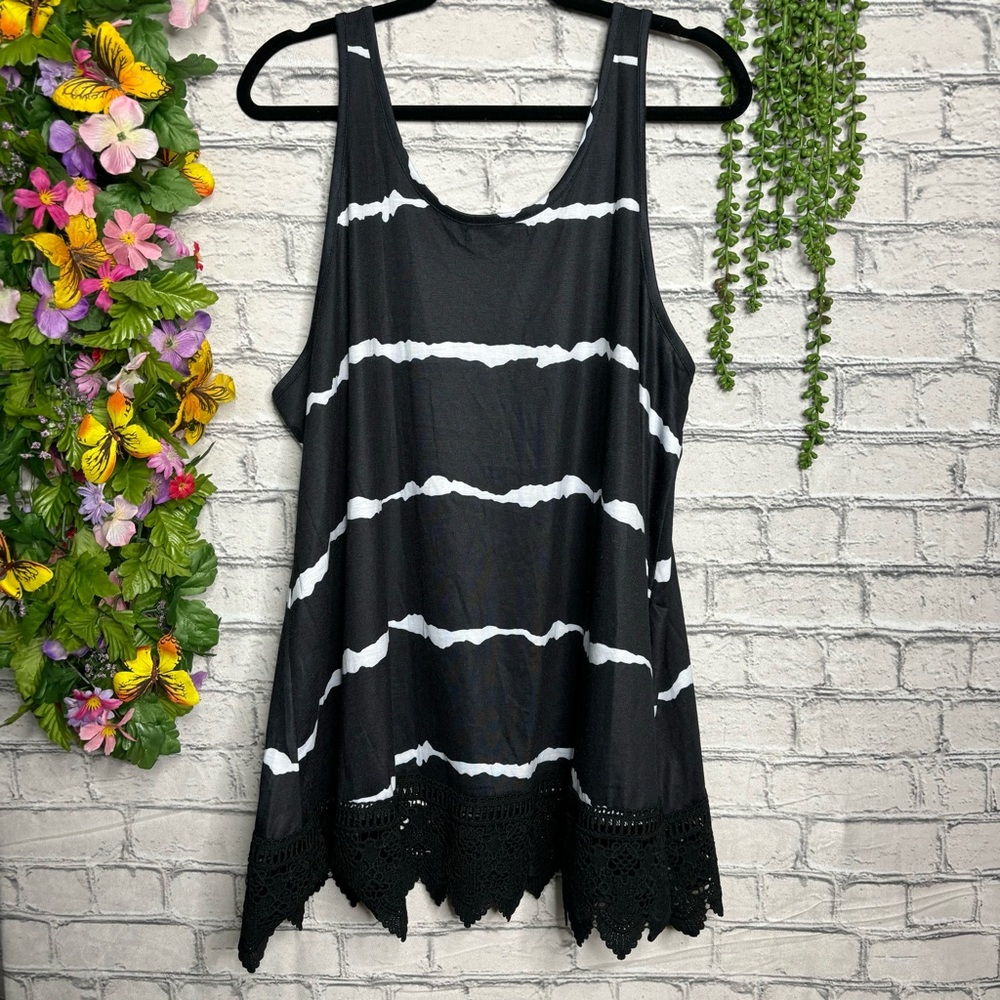'🌼3/$30🌼NWT X.M.A.J. Sleeveless Stripped Lace Trim Tunic Top Size 3X